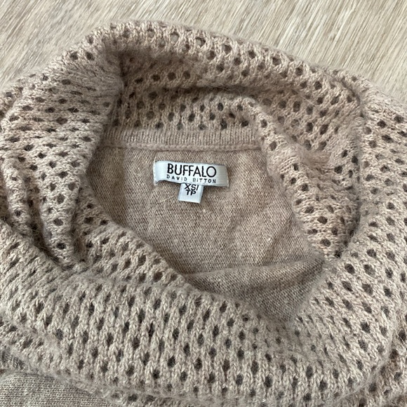 Buffalo Sweater - Picture 2 of 5